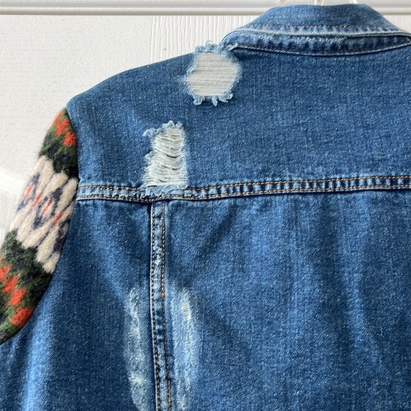 EUC Free People blue denim jacket with knitted Cyprus sleeves - Picture 10 of 14